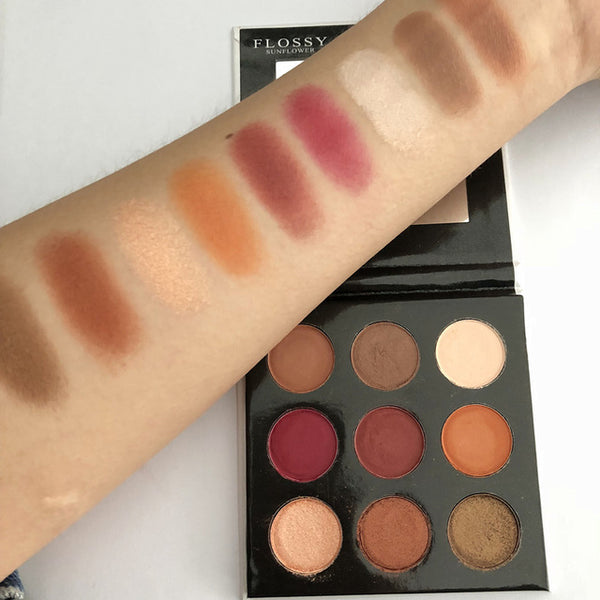The Kardashian Shimmer Makeup